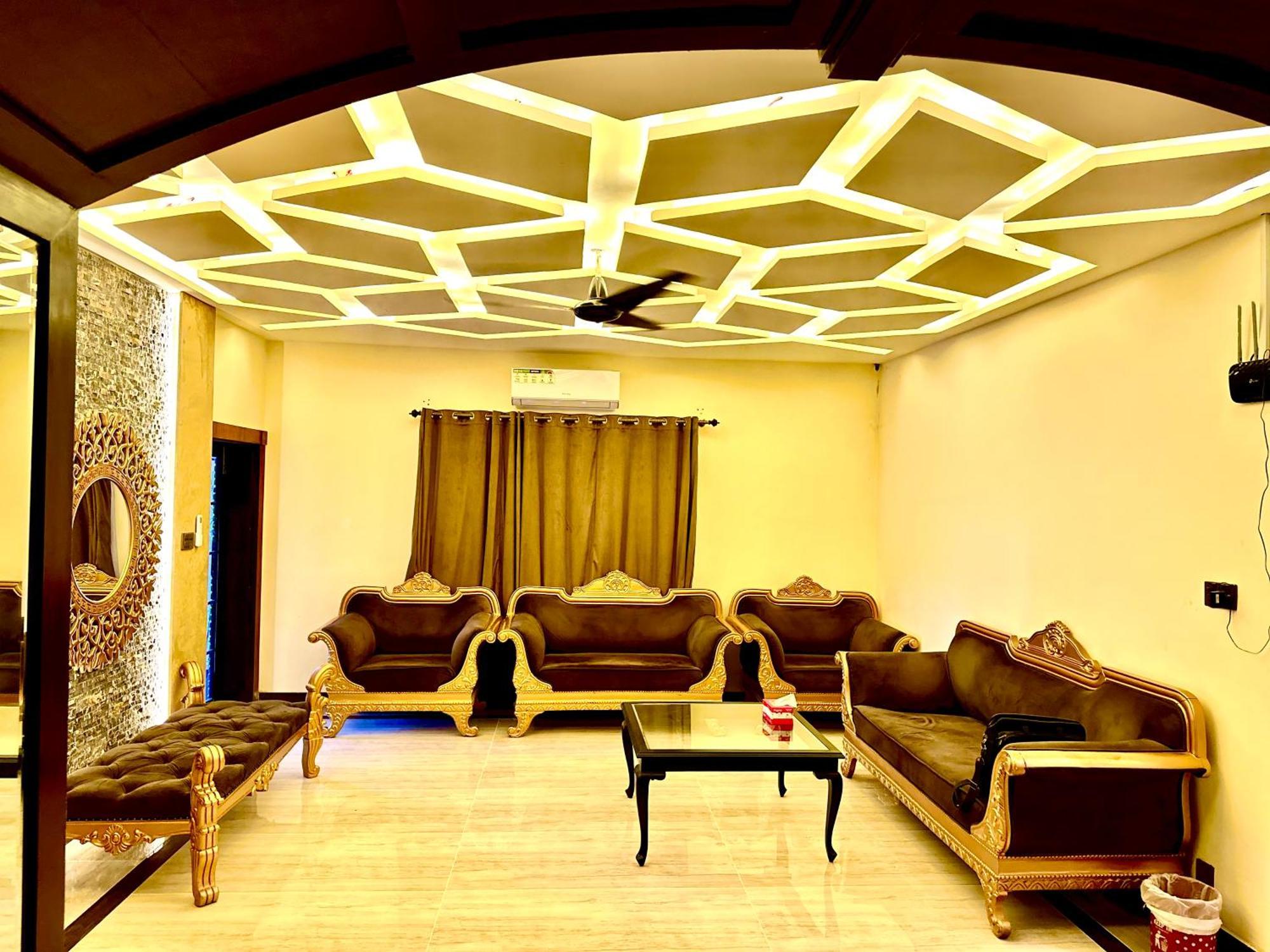 Blue Moon Continental Hotel Islamabad Exterior foto