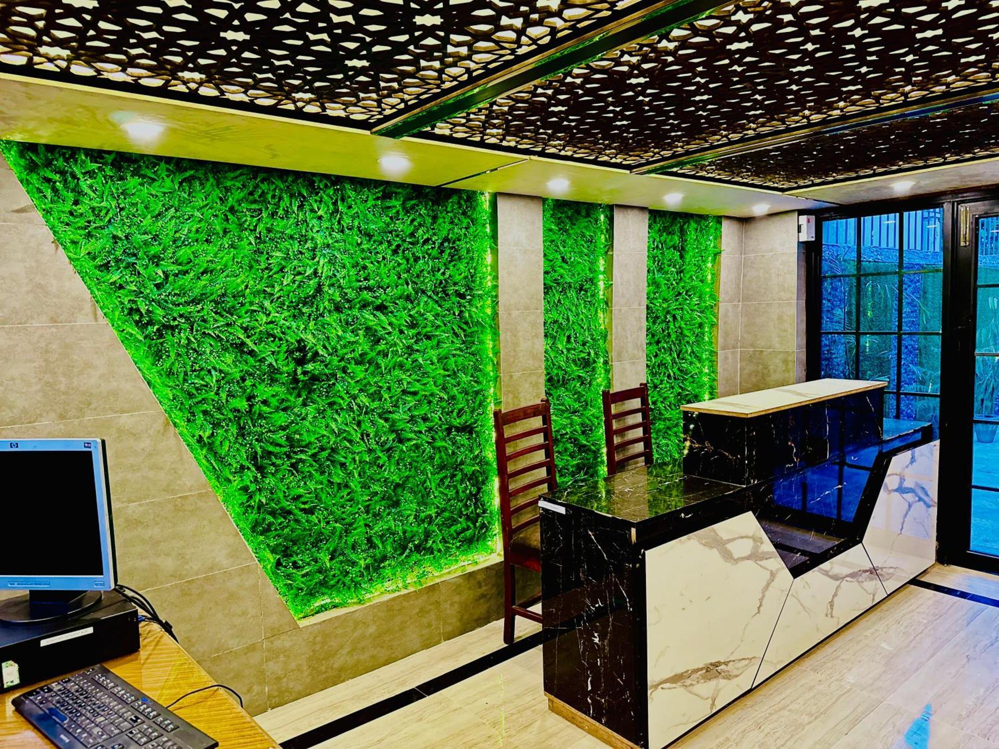 Blue Moon Continental Hotel Islamabad Exterior foto